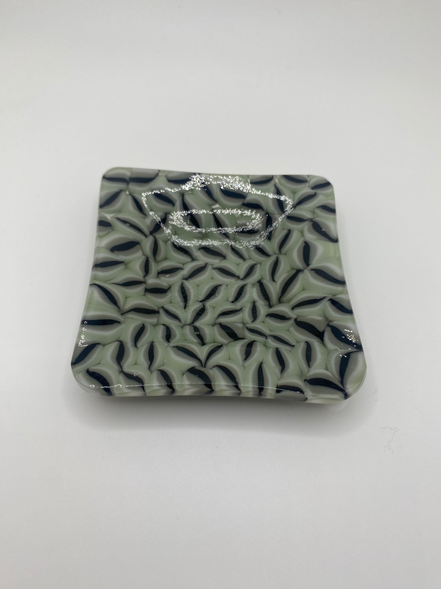 Gray and White Cat Eye Murrine Plate (small)