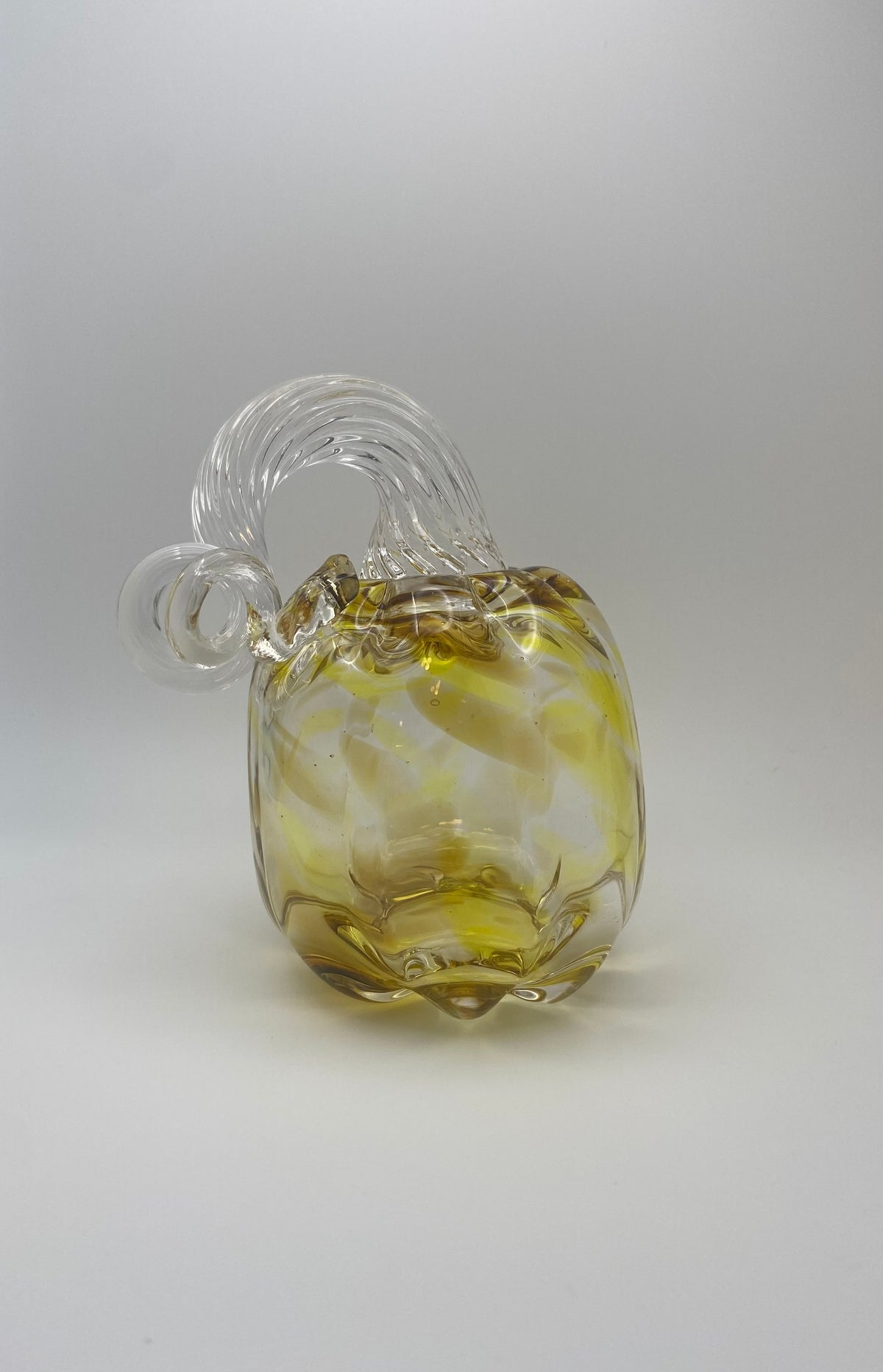 Small Light Amber Pumpkin 06